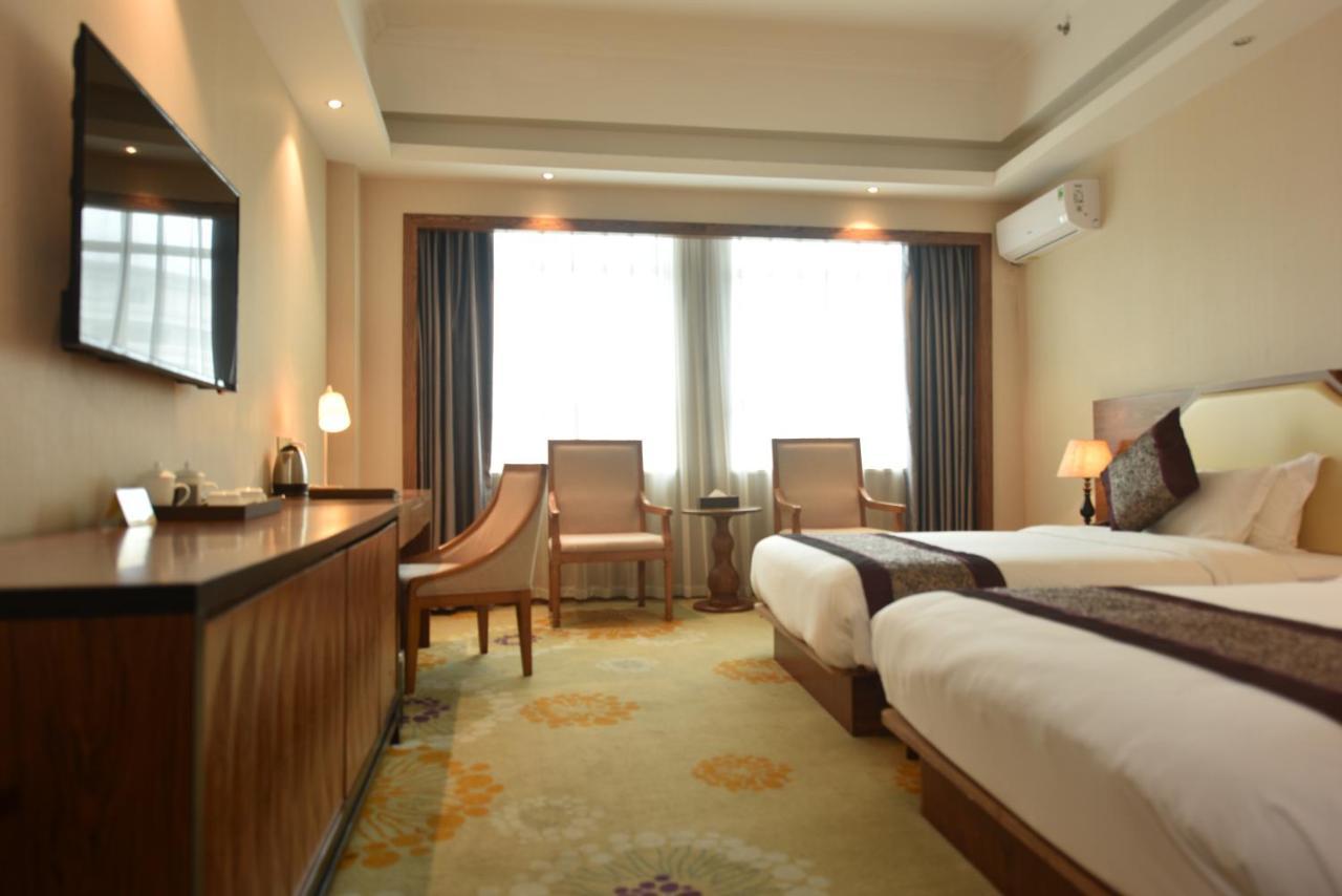 Hong Van Grand Hotel Mong Cai Zewnętrze zdjęcie
