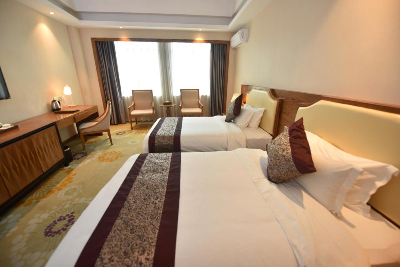 Hong Van Grand Hotel Mong Cai Zewnętrze zdjęcie