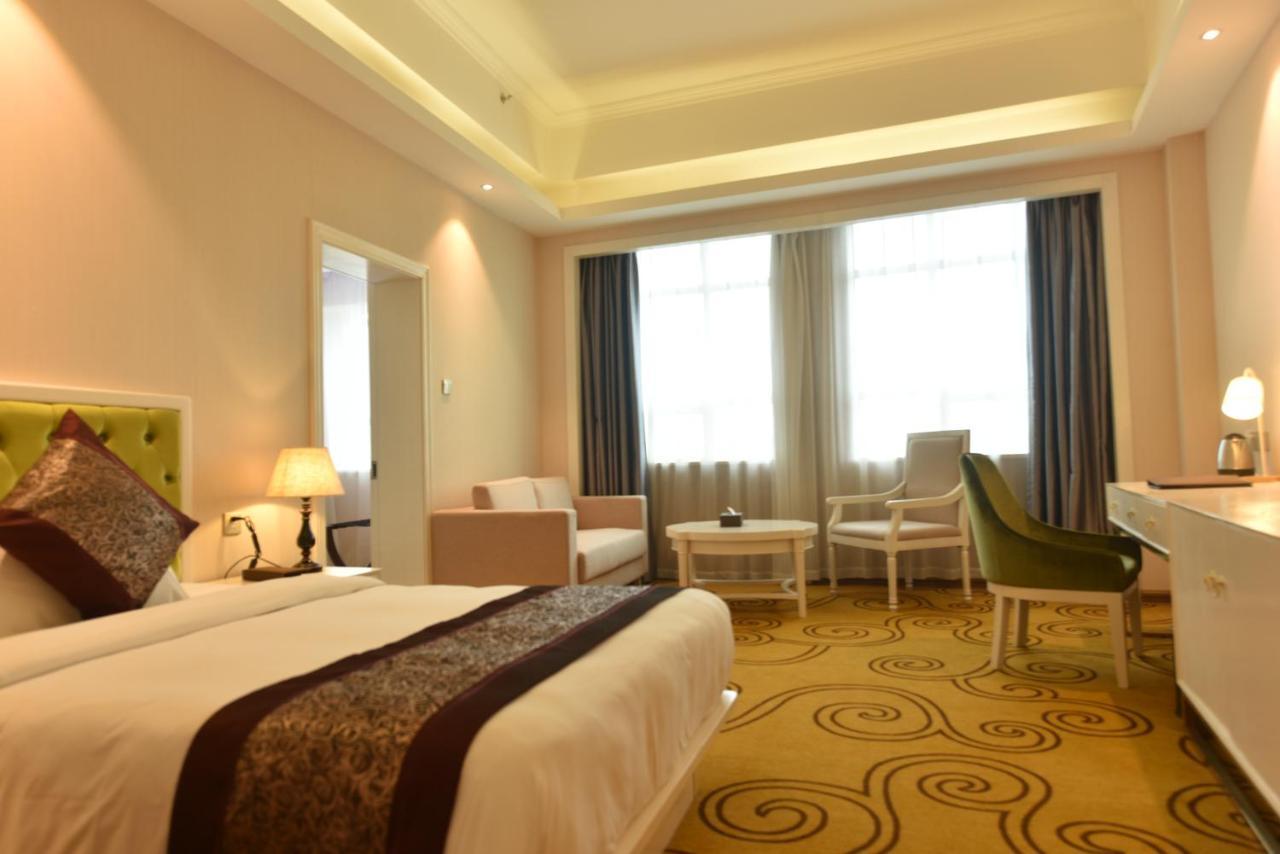 Hong Van Grand Hotel Mong Cai Zewnętrze zdjęcie