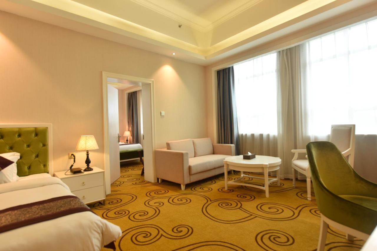Hong Van Grand Hotel Mong Cai Zewnętrze zdjęcie